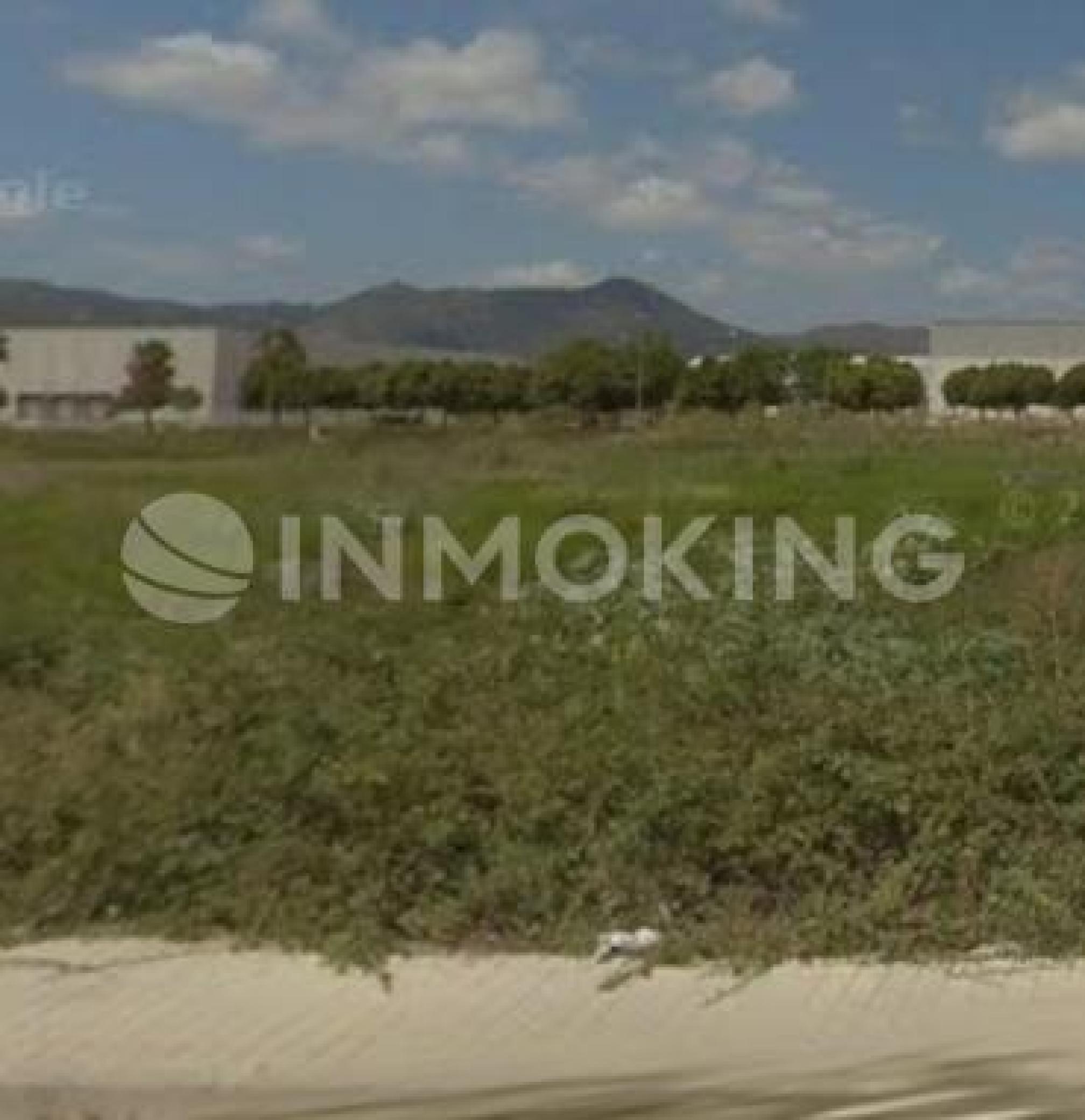 Foto de la propiedad Suelo industrial facahada a tres calles en venta 